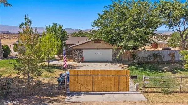 22935 Standing Rock, Apple Valley, CA 92307