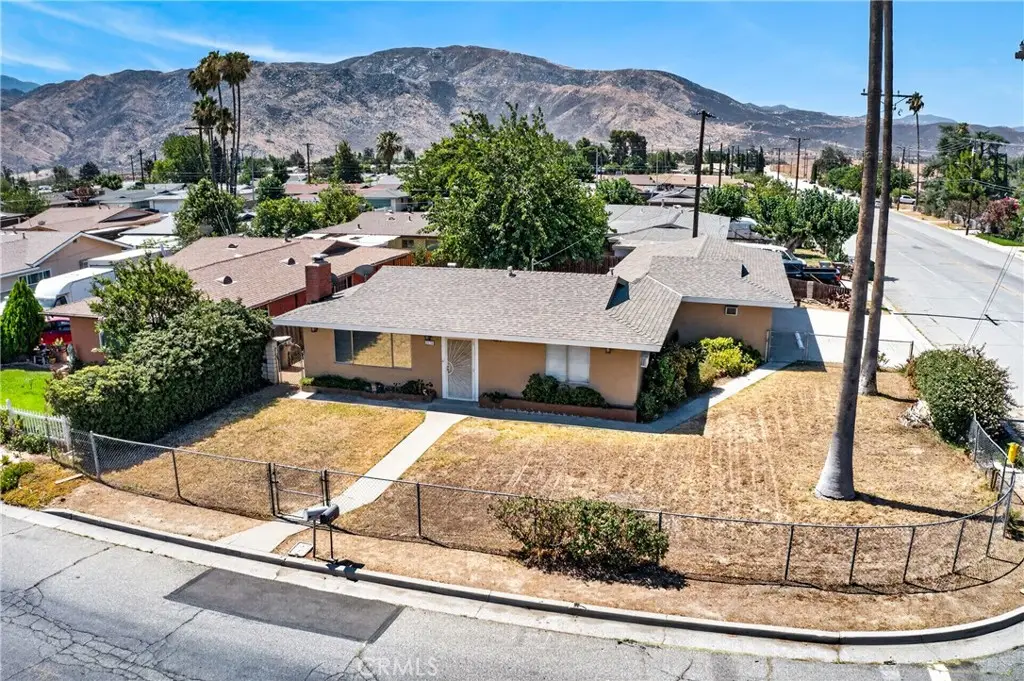 2174 W Lincoln, Banning, CA 92220 - #1