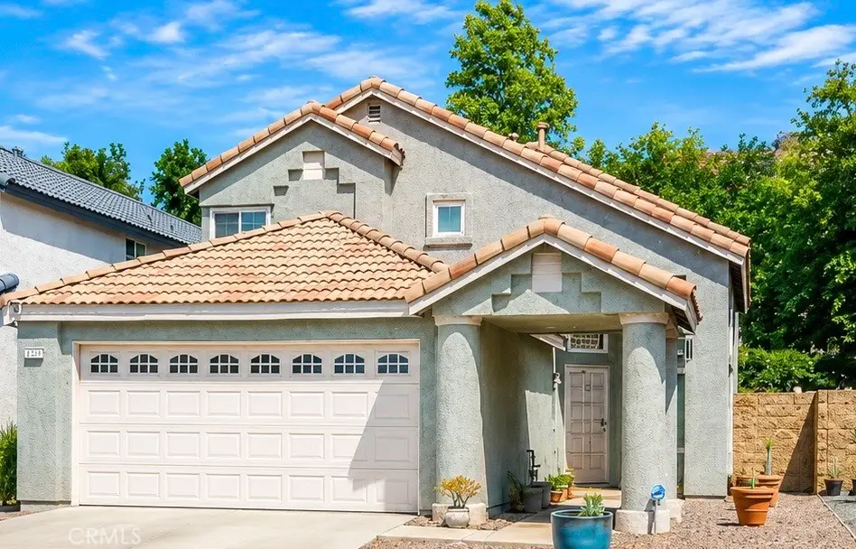 11737 Puerto Real Rd, Fontana, CA 92337 - #1