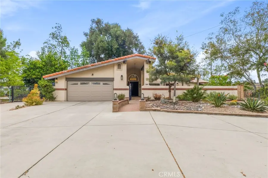 31016 E Sunset Drive N, Redlands, CA 92373 - #2