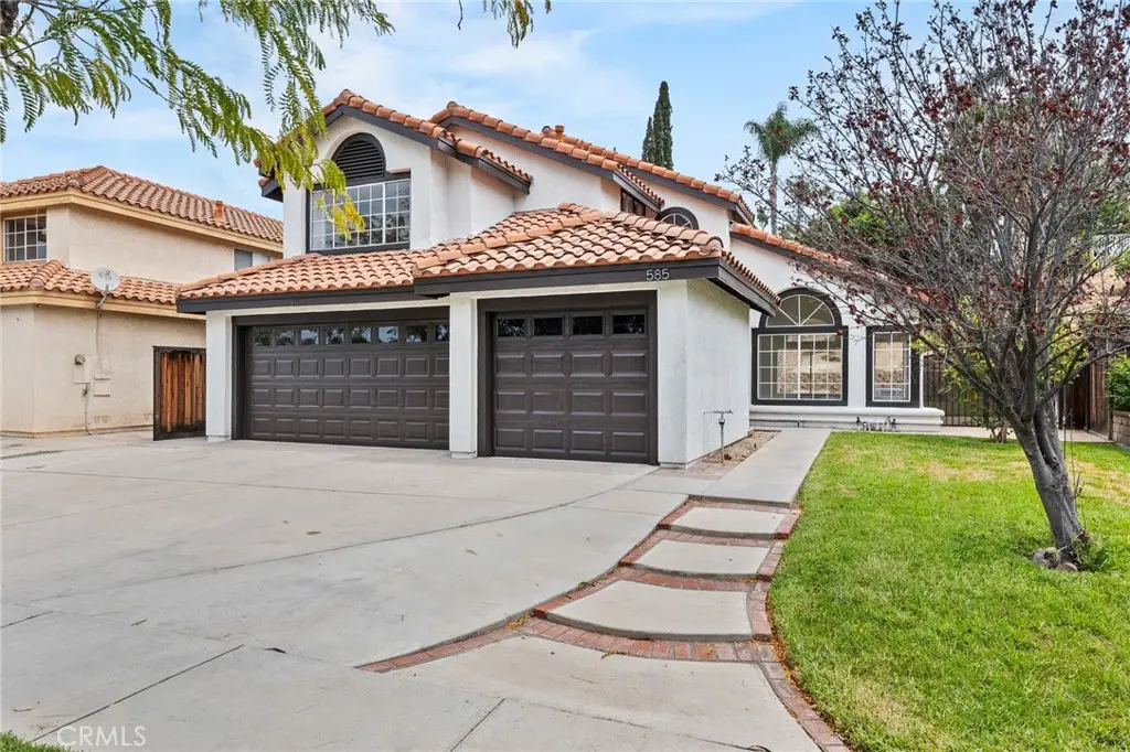 585 Hamilton Drive, Corona, CA 92879 - #1