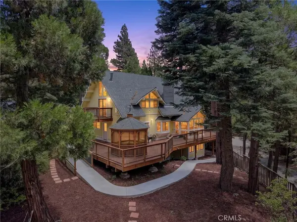 27427 Pinewood, Blue Jay, CA 92317