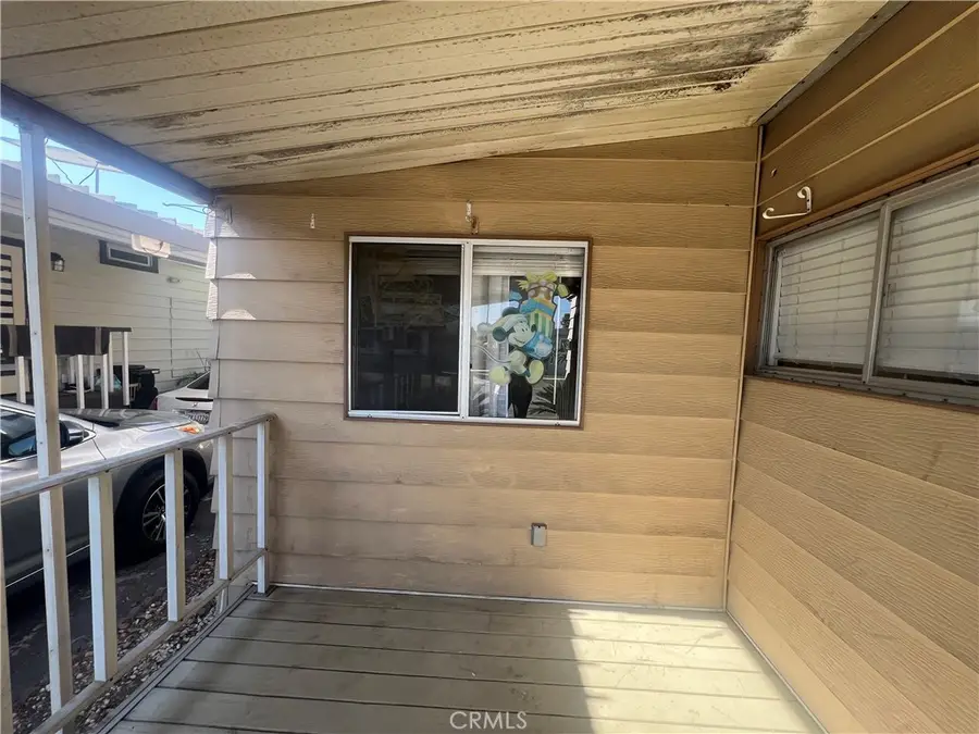 1560 Massachusetts #89, Riverside, CA 92507 - #2
