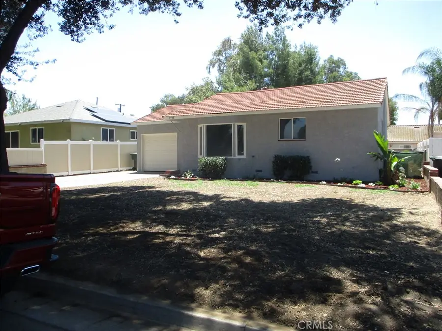 9748 Belmont, Riverside, CA 92503 - #3