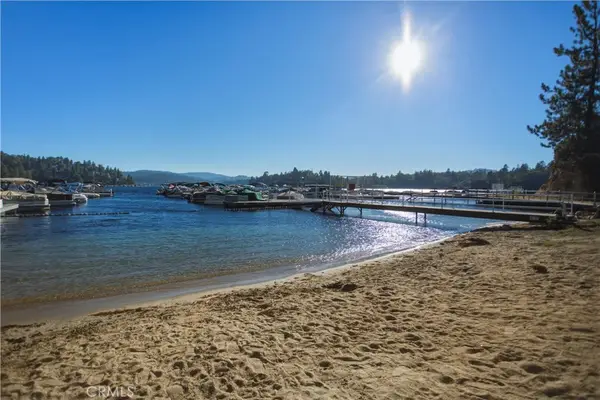 1 Nsm Slip 21, Lake Arrowhead, CA 92352