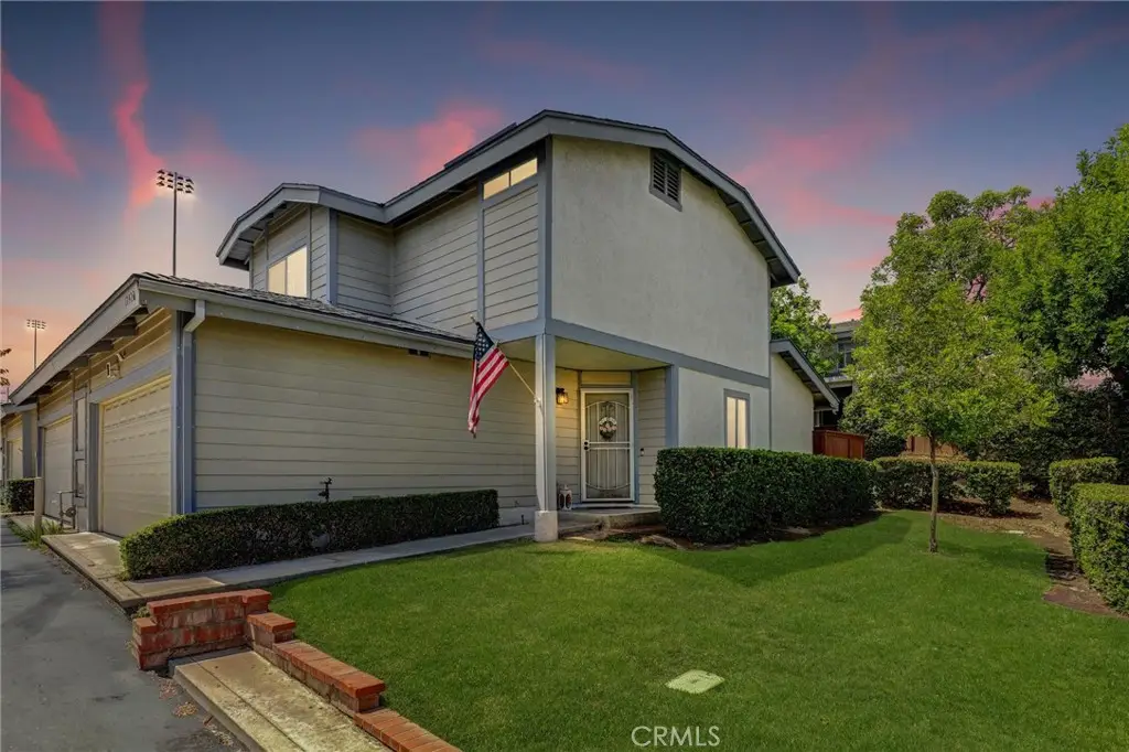 1742 Forum #D, Corona, CA 92881 - #1