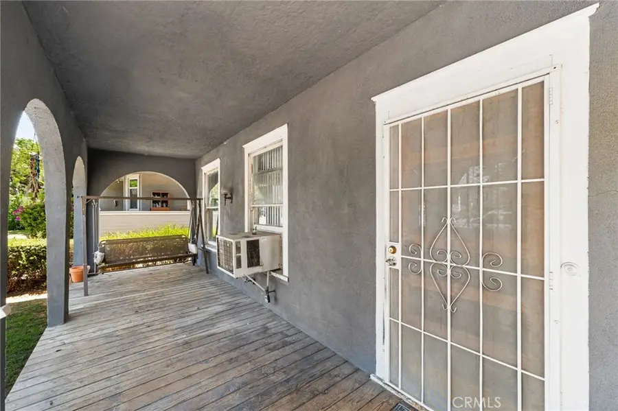 108 S Buena Vista, Redlands, CA 92373 - #3