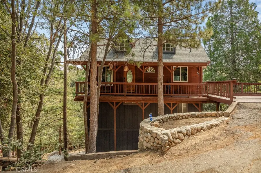 1208 Aleutian, Lake Arrowhead, CA 92352 - #2