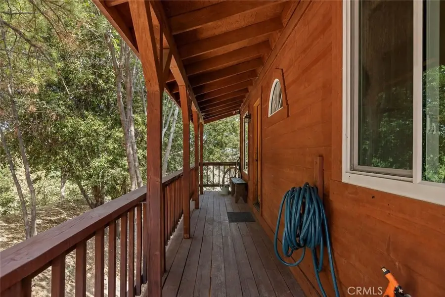 1208 Aleutian, Lake Arrowhead, CA 92352 - #3