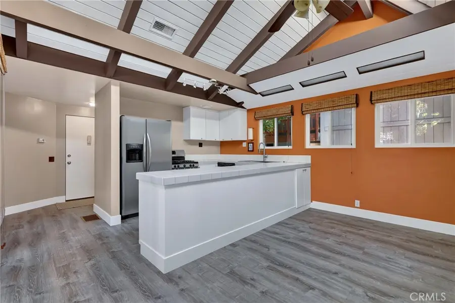 594 W Victoria Court, Lake Arrowhead, CA 92352 - #2