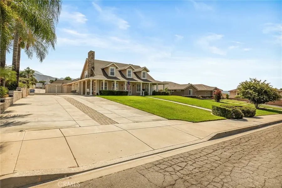 7455 Via Deldene Lane, Highland, CA 92346 - #3