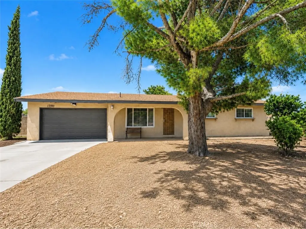 17391 Sequoia, Hesperia, CA 92345 - #1
