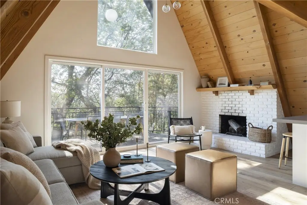 1340 Yosemite, Lake Arrowhead, CA 92352 - #1