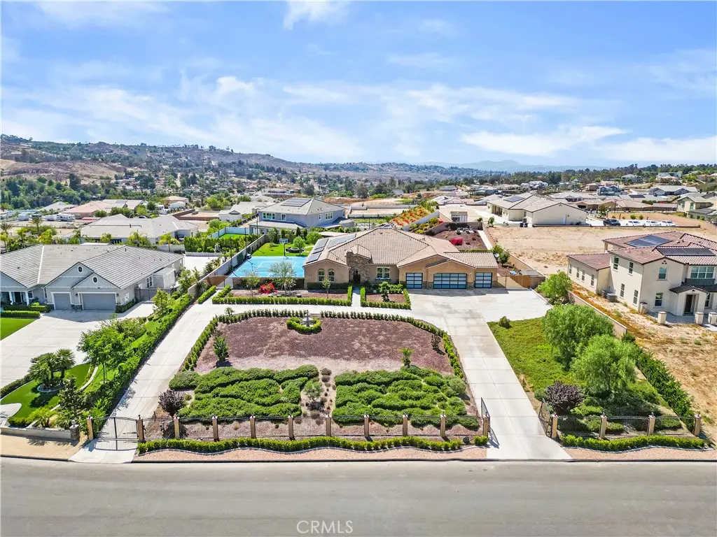 16282 Ginger Creek, Riverside, CA 92504 - #1