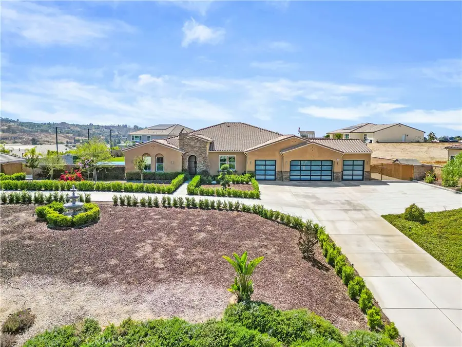 16282 Ginger Creek, Riverside, CA 92504 - #2