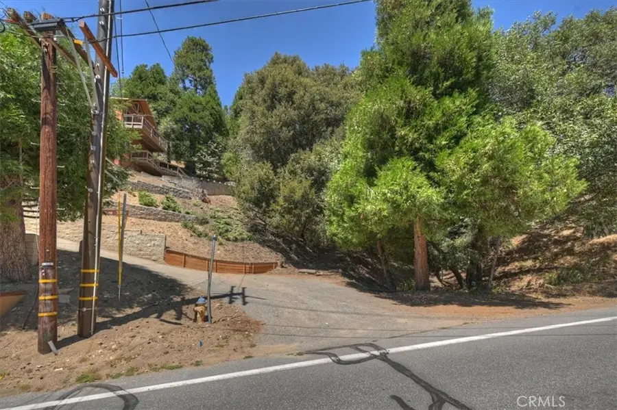31070 Old City Creek, Running Springs, CA 92382 - #3