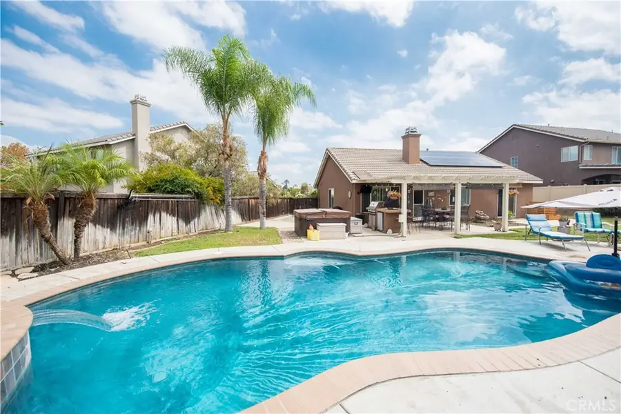 3018 Sundown Lane, Corona, CA 92882 - #3