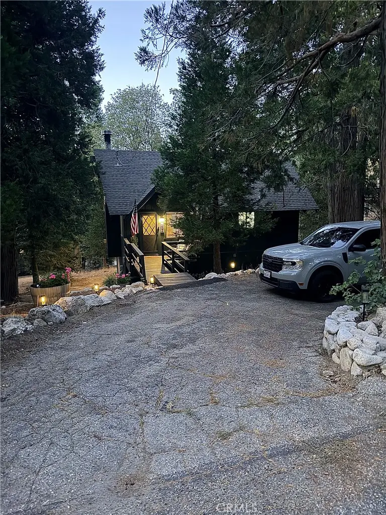 554 Pioneer Road, Lake Arrowhead, CA 92352 - #1
