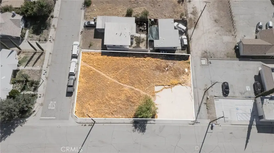 1174 W Hays St, Banning, CA 92220 - #2