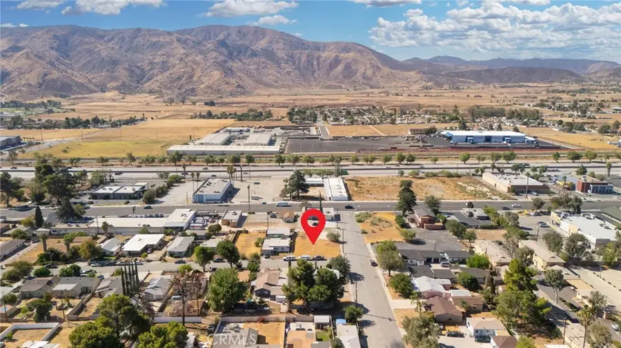 1174 W Hays St, Banning, CA 92220 - #3