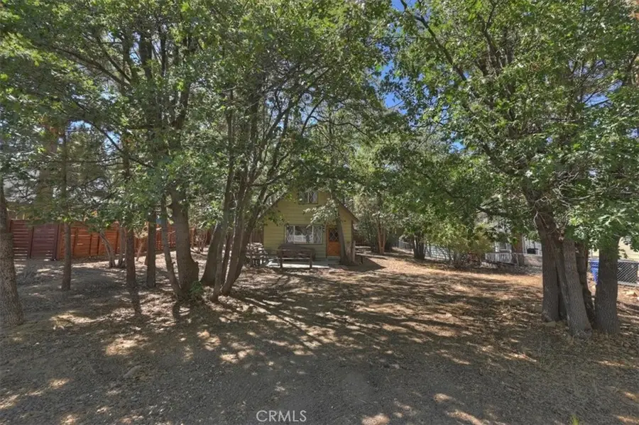 476 San Bernardino, Sugarloaf, CA 92386 - #2