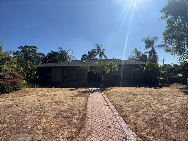 3015 Pepper Tree Lane, San Bernardino, CA 92404