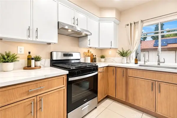 1611 Raintree Place #D, Corona, CA 92879