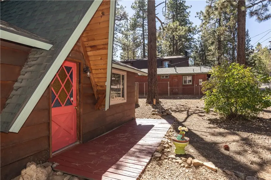 337 Holmes Lane, Sugarloaf, CA 92386 - #2