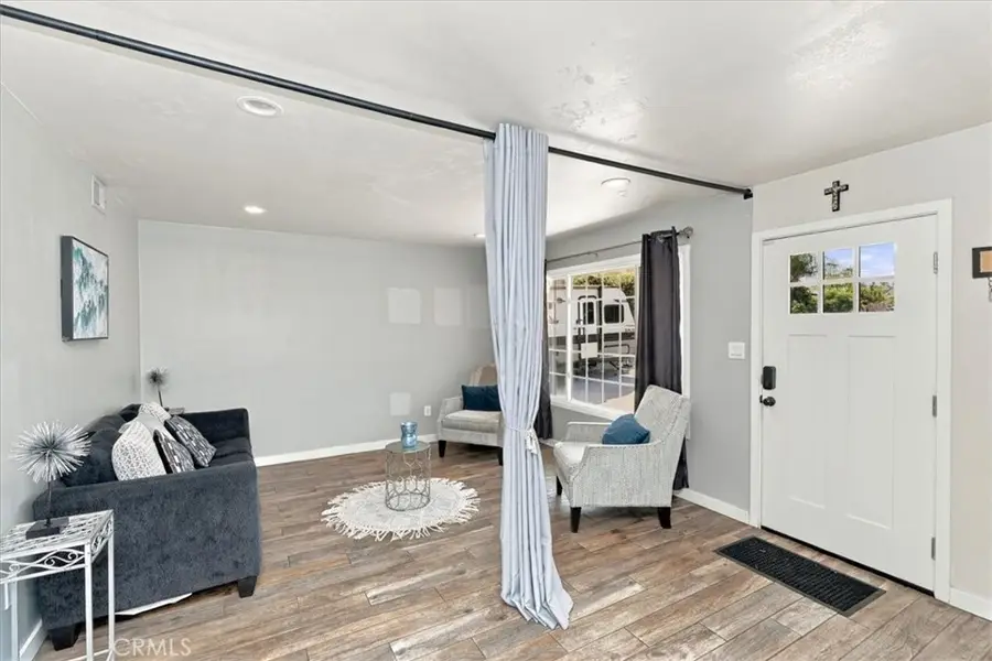 387 E Citron Street, Corona, CA 92879 - #3
