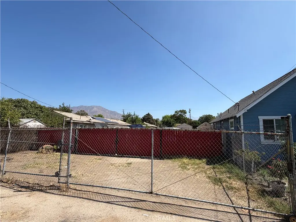 0 San Francisco, Highland, CA 92346 - #1