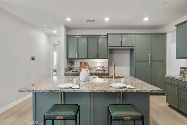 3915 Oregon Ash, San Bernardino, CA 92407