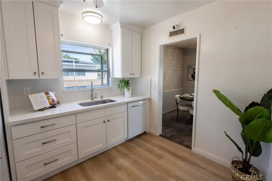 1271 S Bender Avenue, Glendora, CA 91740 - #3