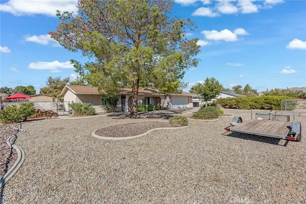22272 Klickitat Avenue, Apple Valley, CA 92307
