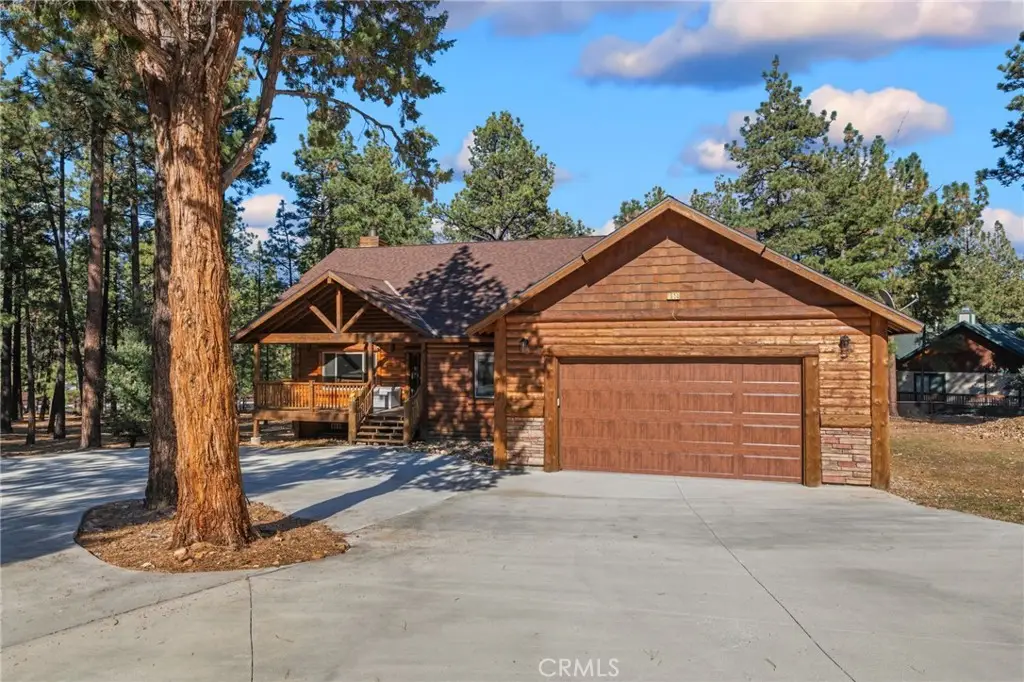 1520 Fallbrook Court, Big Bear City, CA 92314 - #1