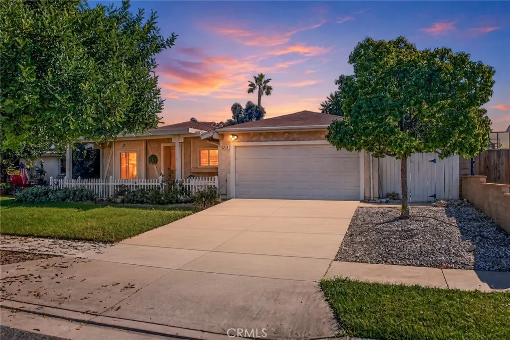 1218 N. Lincoln Street, Redlands, CA 92374 - #1