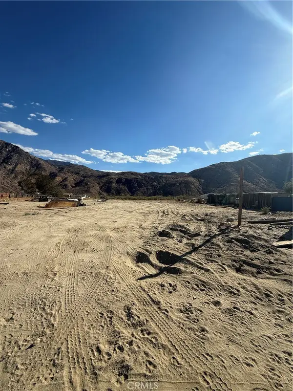 49461 Dolores, Cabazon, CA 92230