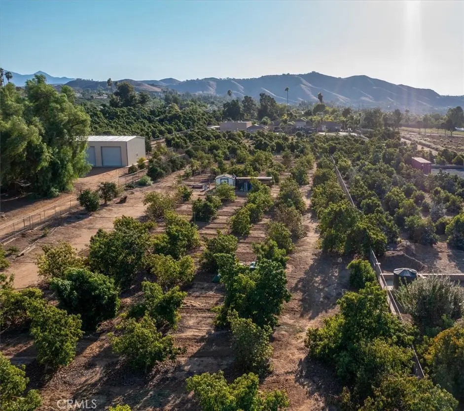 2160 John, Riverside, CA 92503 - #1