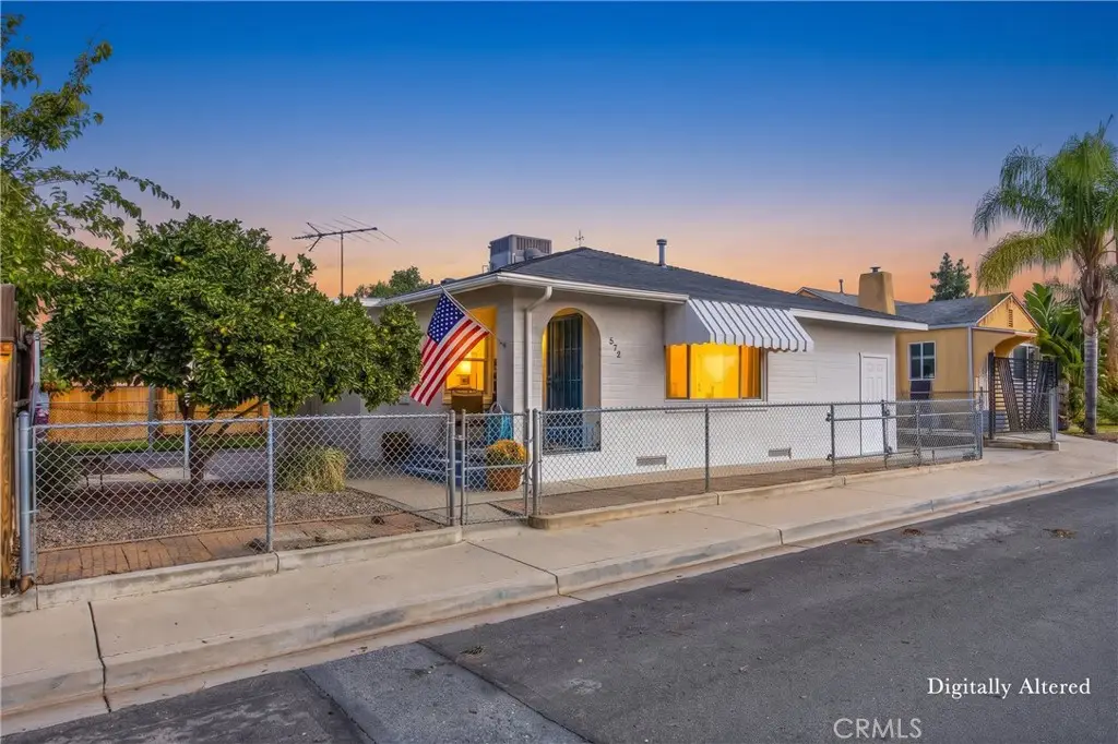 572 Avenue K, Calimesa, CA 92320 - #1