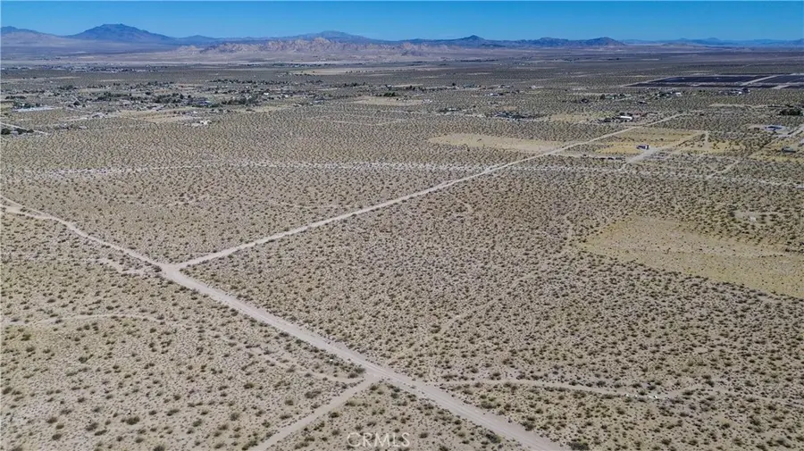 4 Visalia, Lucerne Valley, CA 92356 - #2