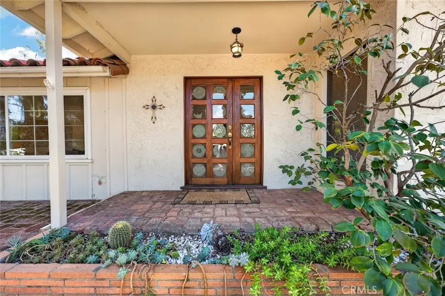 306 La Colina Drive, Redlands, CA 92374 - #3