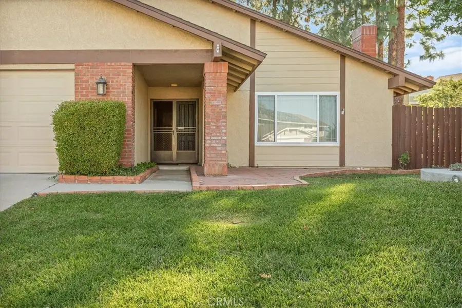 1542 Powell, Redlands, CA 92374 - #3