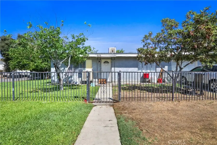 202 E 43rd, San Bernardino, CA 92404 - #3