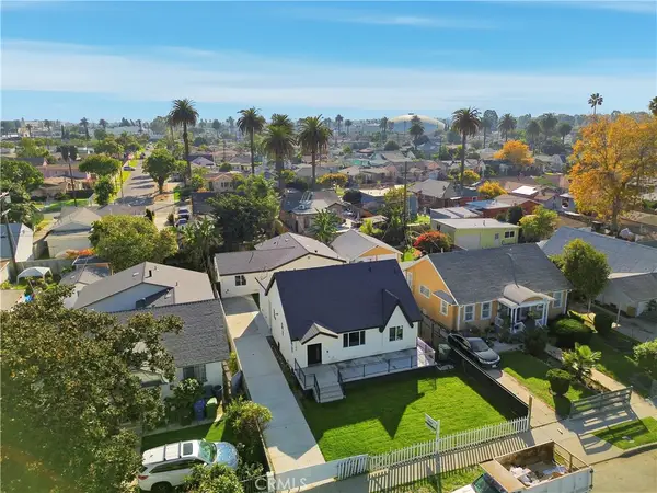 1106 W 74th Street, Los Angeles, CA 90044