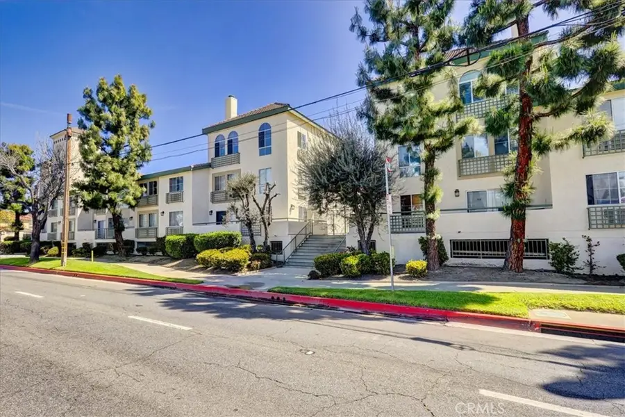 15000 Downey, Paramount, CA 90723 - #2