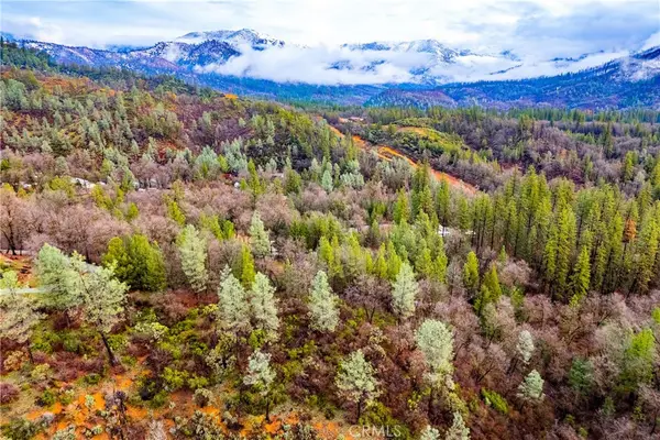 21138 Big Oak Lane, Lakehead, CA 96051