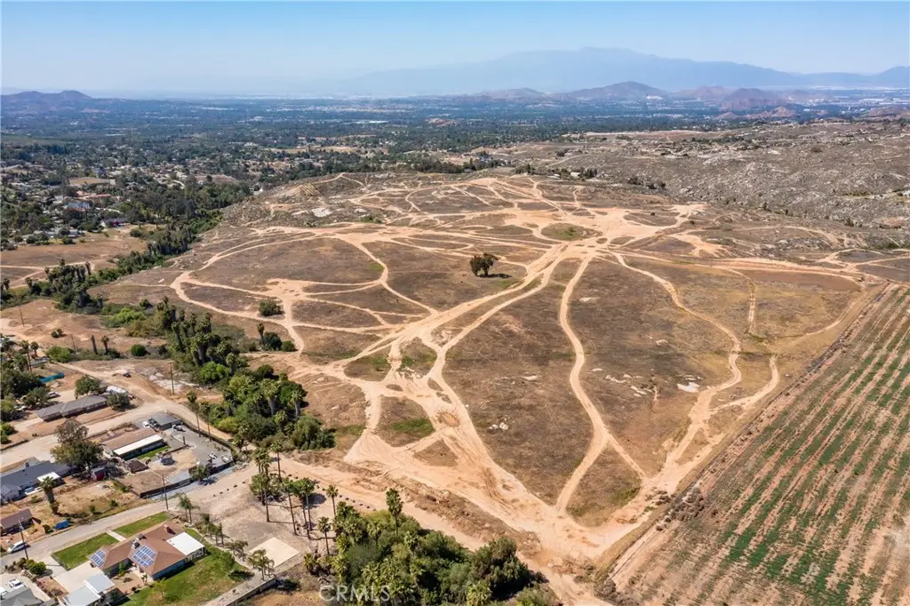 0 Iris, Riverside, CA 92504 - #1
