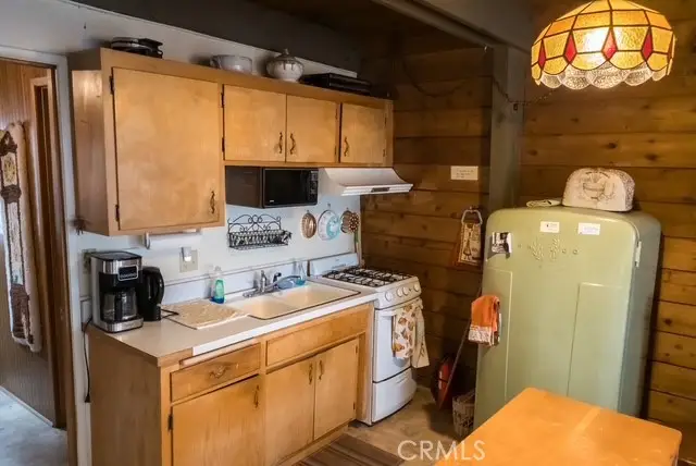 33474 Angeles Drive, Green Valley Lake, CA 92341 - #2