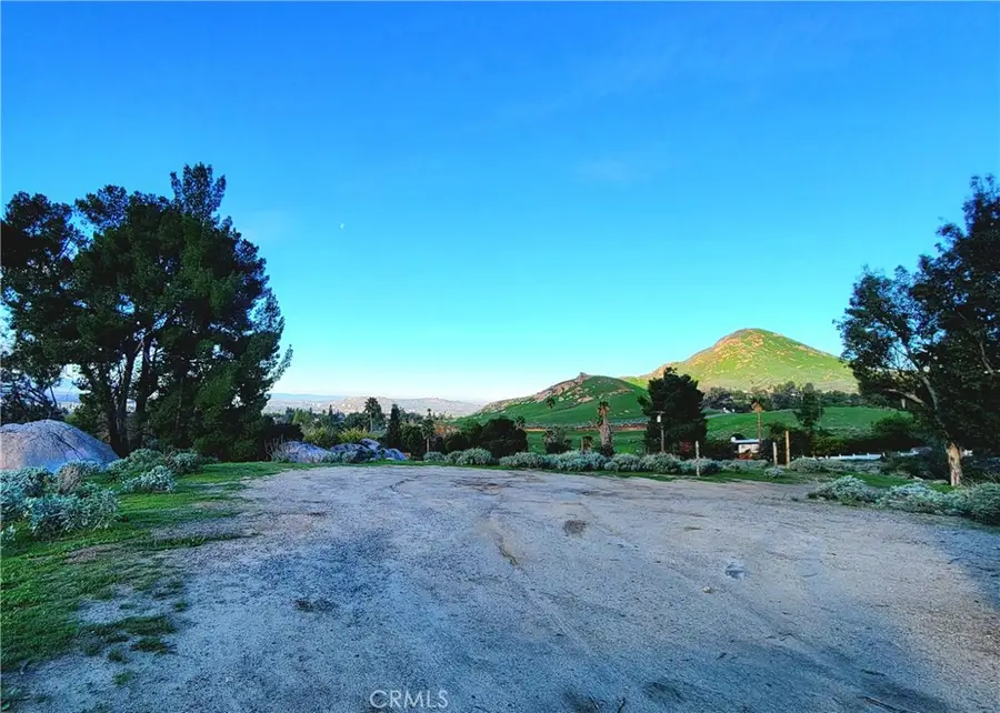 2935 Galaxie Heights Road, Riverside, CA 92507 - #2