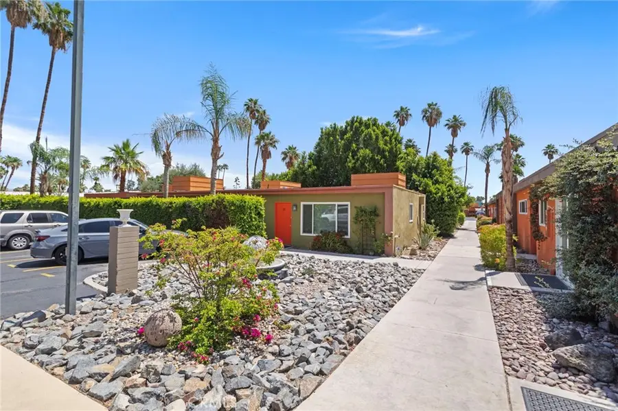 495 E Twin Palms Drive, Palm Springs, CA 92264 - Image #2