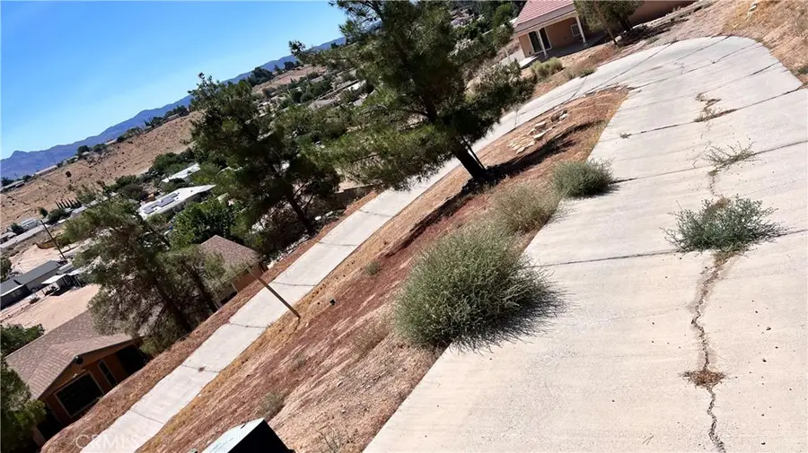 16725 Mission Street, Hesperia, CA 92345 - #3